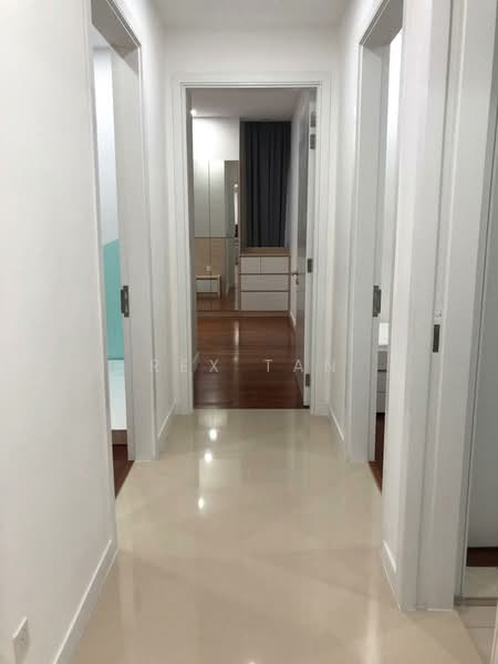 Kondominium untuk Disewa di Pavilion Hilltop - Rex Tan - Corridor - PropertyGuru.com.my