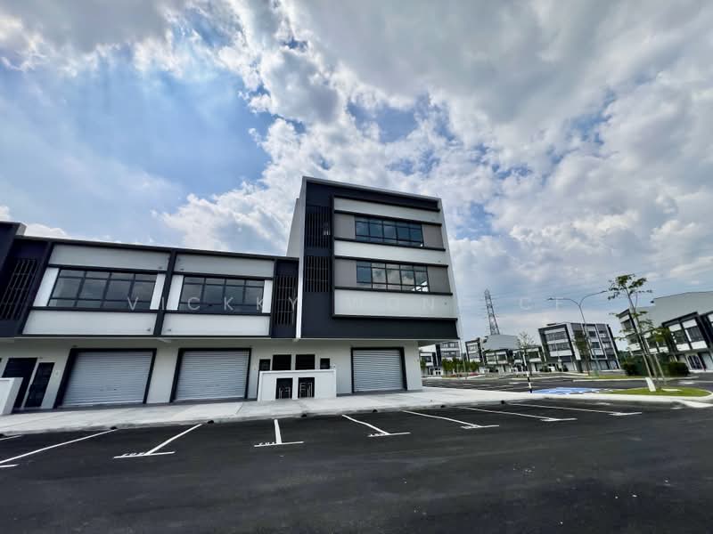Shop / Office for Rent in Bandar Tropicana Aman (Telok Panglima Garang) - Vickky Wong CF - Exterior - PropertyGuru.com.my