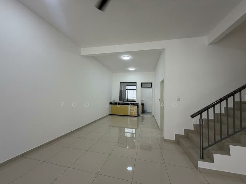 2-storey Terraced House for Rent in Jementah (Johor) - Foo Jun Tao - Living Room - PropertyGuru.com.my