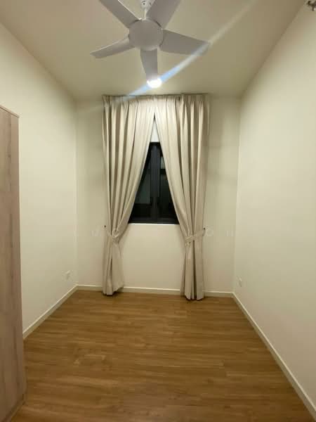Servis Apartment untuk Disewa di Sunway Avila Residences - Lucas Loh - Bedroom - PropertyGuru.com.my
