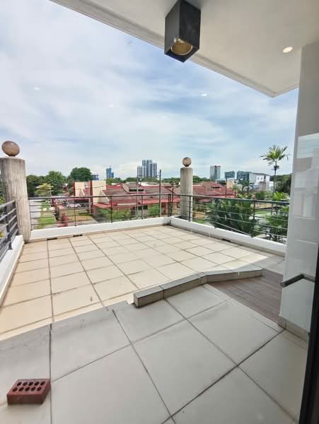 Bungalow for Sale in Kawasan 2, Taman Sri Andalas (Klang) - Doris Lim - Balcony - PropertyGuru.com.my