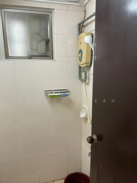 Condominium for Rent at Vista Tasik - Joshua Cheah - Bathroom - PropertyGuru.com.my