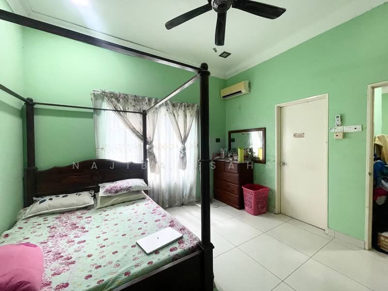 Link Bungalow for Sale in Bandar Baru Bangi (Selangor) - Najibah Sahari - PropertyGuru.com.my