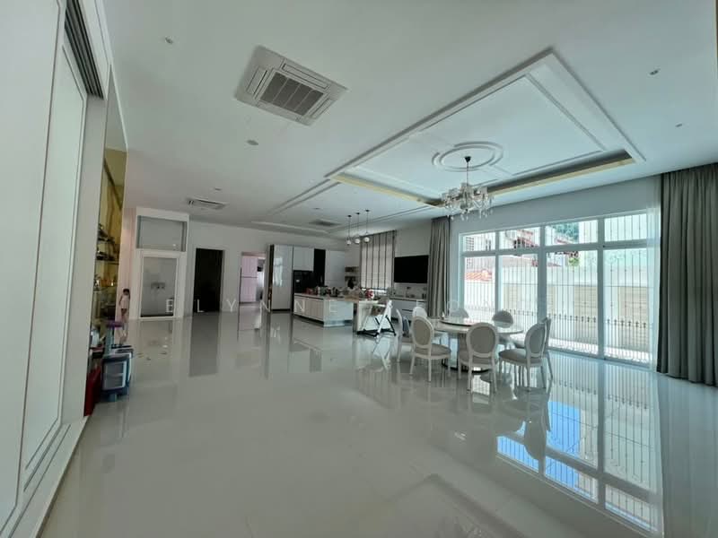 Bungalow for Sale in Batu Ferringhi (Penang) - Elynne Leong - Living Room - PropertyGuru.com.my