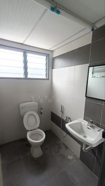Shop for Rent in Taman Cherry (Ipoh) - Vivian Foong - Bathroom - PropertyGuru.com.my