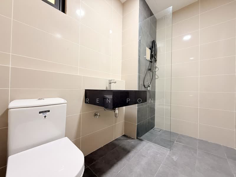 Condominium for Rent at The Maple Residences - Karen Pong - Sharing Toilet - PropertyGuru.com.my