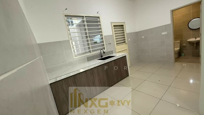 2-storey Terraced House for Rent in Jenjarom (Selangor) - Ivy Por - Kitchen - PropertyGuru.com.my