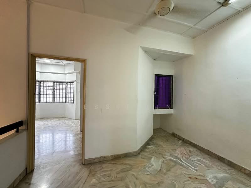 2-storey Terraced House for Sale in Bandar Sri Damansara (Selangor) - Jessie Lin - Interior - PropertyGuru.com.my