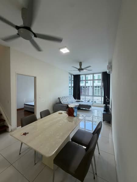 Kondominium untuk Disewa di The Seed Taman Sutera Utama - Foo Jun Tao - Living Room - PropertyGuru.com.my