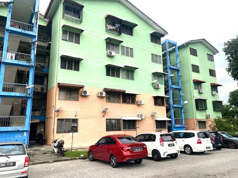 Rumah Flat untuk Disewa di Tembikai Court - Brandon Yee - Exterior - PropertyGuru.com.my