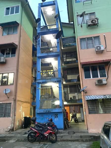 Rumah Flat untuk Disewa di Tembikai Court - Brandon Yee - Exterior - PropertyGuru.com.my