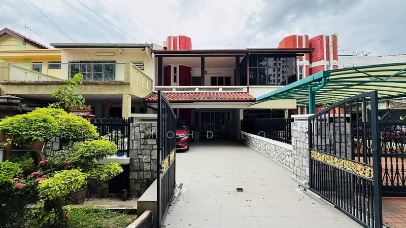 Rumah Teres 2 Tingkat untuk Dijual di Jalan Ipoh (Kuala Lumpur) - Atie Mohd Lotfie - Exterior - PropertyGuru.com.my