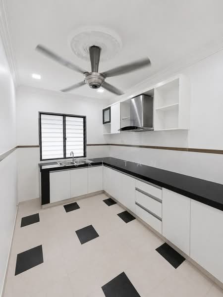 Rumah Teres 2-Tingkat untuk Dijual di Bandar Baru Sri Petaling (Sri Petaling) - Suki Tan - Kitchen - PropertyGuru.com.my