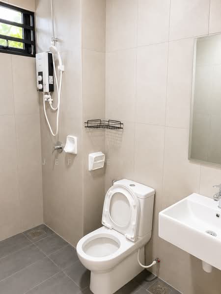 3-storey Terraced House for Rent in Taman Bukit Indah (Bukit Mertajam) - Jeffrey Lim - Bathroom - PropertyGuru.com.my