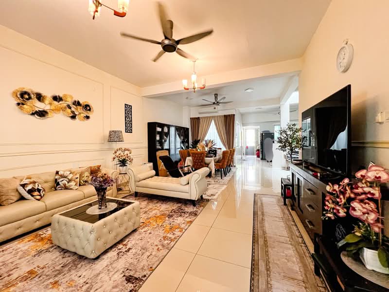 Rumah Teres 3 Tingkat untuk Dijual di Kajang (Selangor) - Najibah Sahari - PropertyGuru.com.my