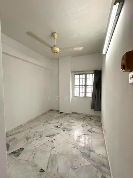 Condominium for Rent at Meadow Park 3 - Kew . - Interior - PropertyGuru.com.my