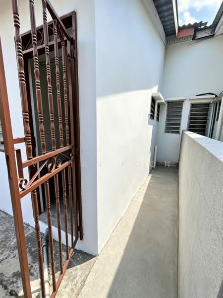 1-storey Terraced House for Sale in Ipoh (Perak) - Vivian Foong - Exterior - PropertyGuru.com.my