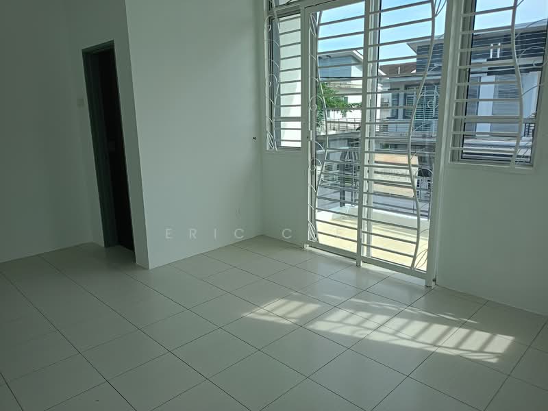 Semi-Detached House for Sale in Bandar Saujana Putra (Tanjong Duabelas) - Eric Chee - Interior - PropertyGuru.com.my