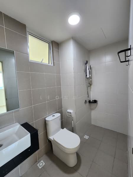 Flat for Rent at IDEAL RESIDENCY - Leong . - Bathroom - PropertyGuru.com.my