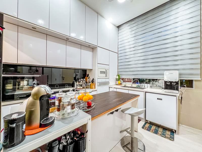 Rumah Berkembar untuk Dijual di Eco Majestic (Semenyih) - Norafian SMH - Kitchen - PropertyGuru.com.my