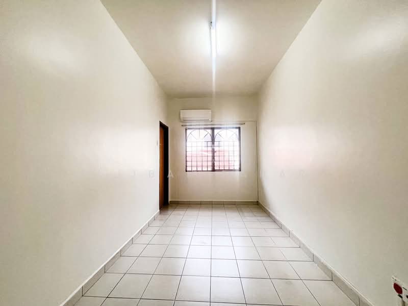 Rumah Teres 2 Tingkat untuk Dijual di Taman Pinggiran Saujana (Kajang) - Najibah Sahari - PropertyGuru.com.my