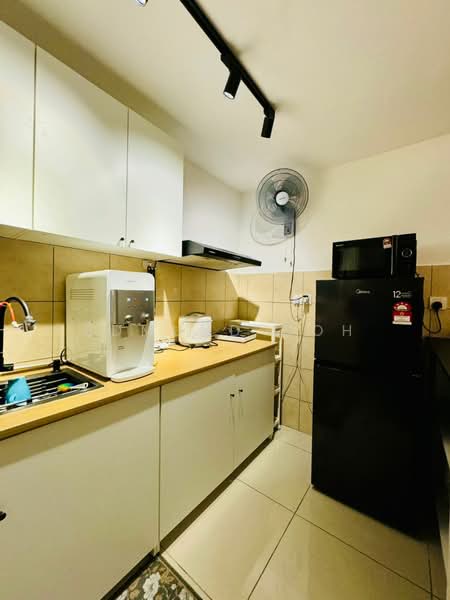 Servis Apartment untuk Disewa di Galleria Equine Park - Edmund Goh - Kitchen - PropertyGuru.com.my