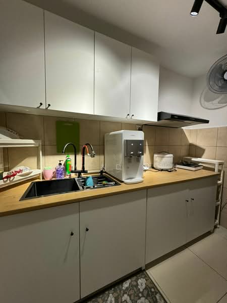 Servis Apartment untuk Disewa di Galleria Equine Park - Edmund Goh - Kitchen - PropertyGuru.com.my