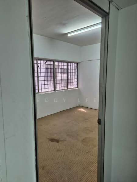 Kedai / Pejabat untuk Disewa di Jalan Klang Lama (Old Klang Road) (Kuala Lumpur) - Eddy Lee - Interior - PropertyGuru.com.my