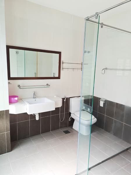 Semi-Detached House for Sale in Batu 9 (Cheras) - Angel Ng - Bathroom - PropertyGuru.com.my
