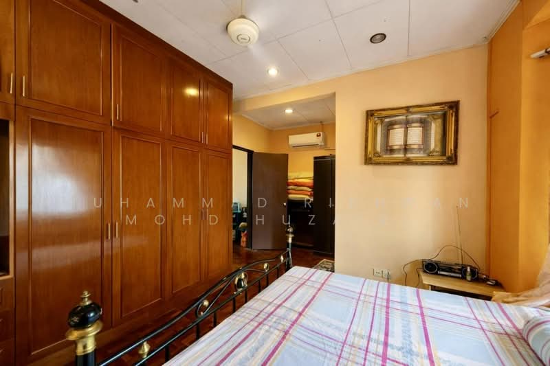 Rumah Teres 2 Tingkat untuk Dijual di Usj 11 (Subang Jaya) - Muhammad Ridhwan Mohd Huzairi - Bedroom - PropertyGuru.com.my