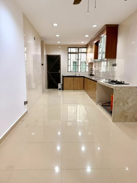 Rumah Teres 2 Tingkat untuk Disewa di Gelugor (Penang) - Derrick . - Kitchen - PropertyGuru.com.my
