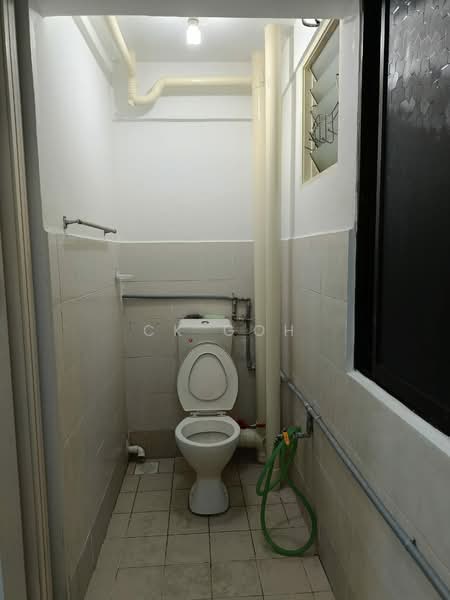 Pangsapuri untuk Disewa di Desa Pinang 2 - CK Goh - Bathroom - PropertyGuru.com.my