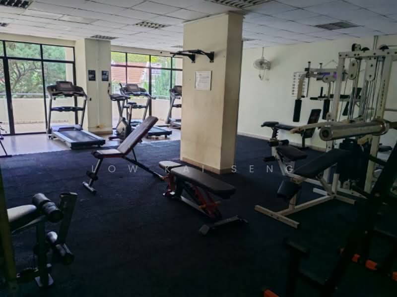 Condominium for Rent at Maxwell Towers - Low Kai Seng - Gym - PropertyGuru.com.my