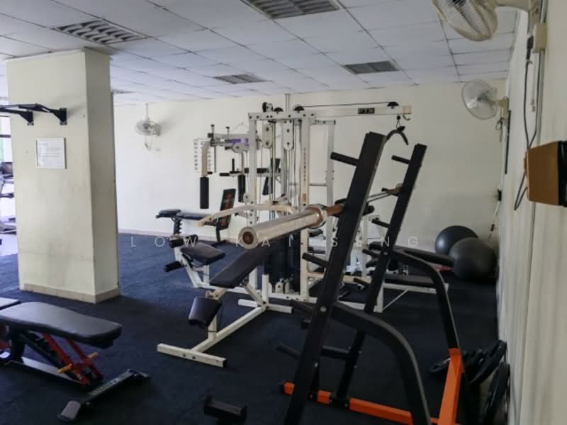 Condominium for Rent at Maxwell Towers - Low Kai Seng - Gym - PropertyGuru.com.my