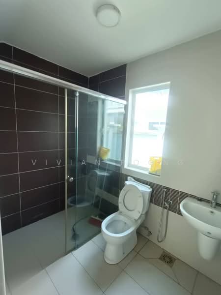 Bungalow for Sale in Ipoh (Perak) - Vivian Foong - Bathroom - PropertyGuru.com.my