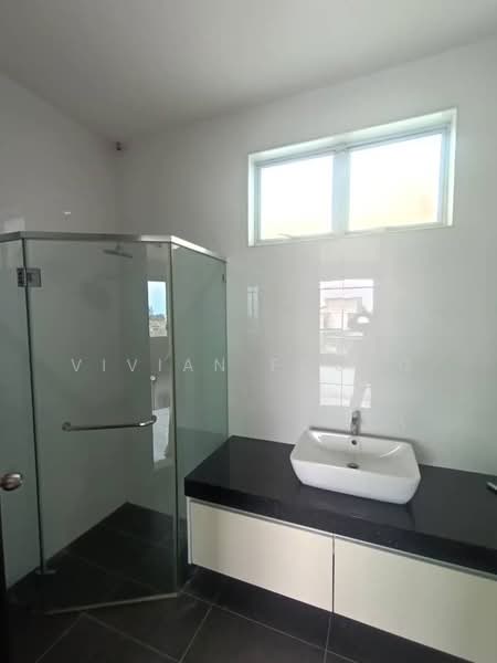 Bungalow for Sale in Ipoh (Perak) - Vivian Foong - Bathroom - PropertyGuru.com.my