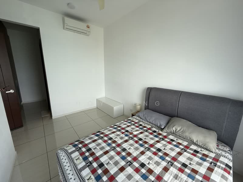 Kondominium untuk Disewa di Queens Residences Q1 @ Queens Waterfront - Hoy Meng - Bedroom - PropertyGuru.com.my