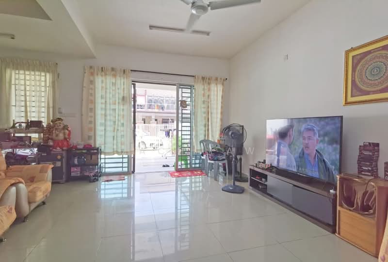 2-storey Terraced House for Sale in Bandar Seri Alam (Masai) - Zach Law - Living Room - PropertyGuru.com.my