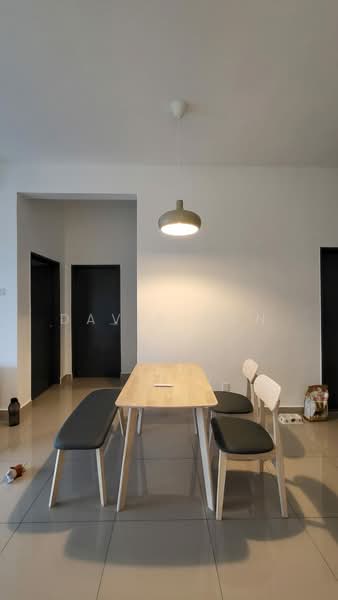 Servis Apartment untuk Dijual di Aera Residence - David Mun - Dining Room - PropertyGuru.com.my