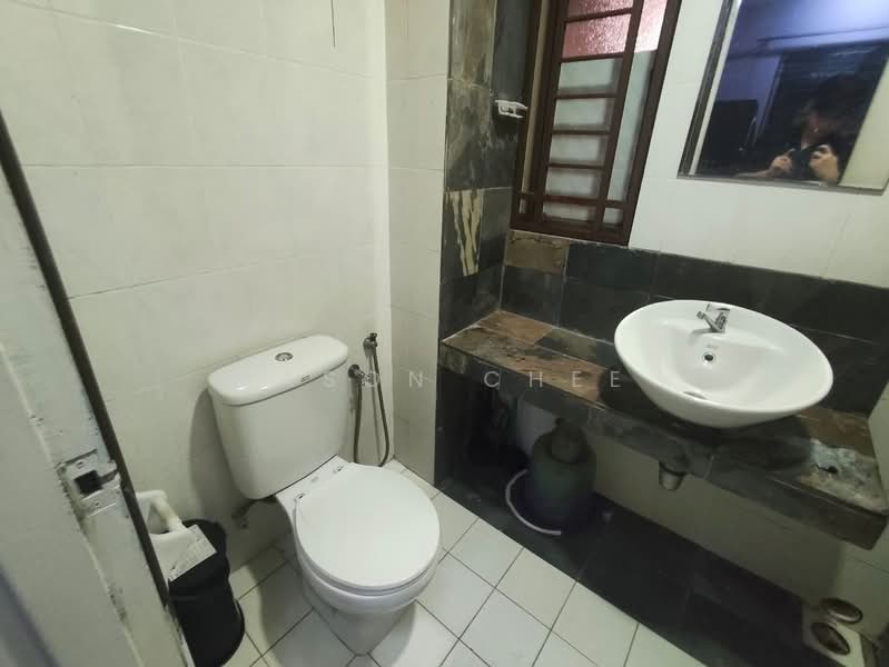 Service Residence for Rent at Ritze Perdana 1 - Jason Chee - Bathroom - PropertyGuru.com.my