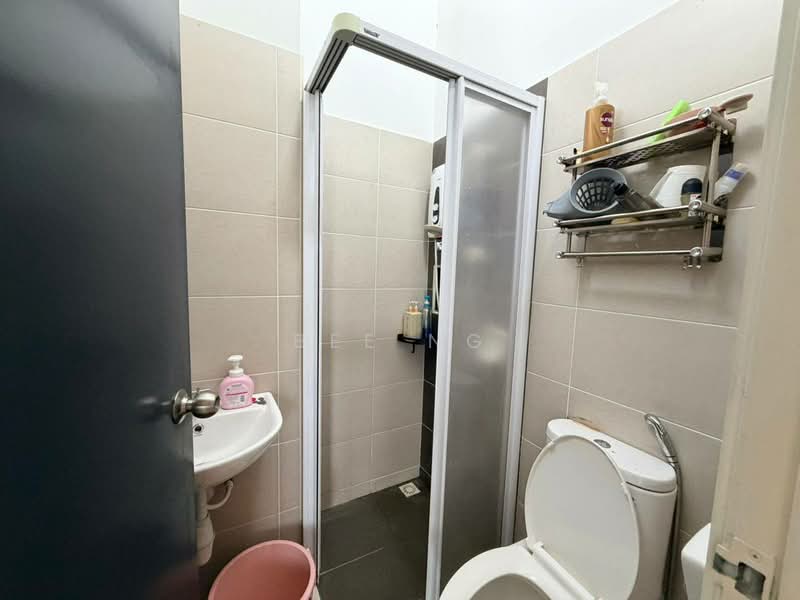 2-storey Terraced House for Sale in Skudai (Johor) - Bee Ng - Bathroom - PropertyGuru.com.my