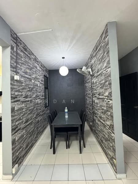 Apartment for Rent at Villa Krystal @ Bandar Selesa Jaya - Jordan Kau - PropertyGuru.com.my