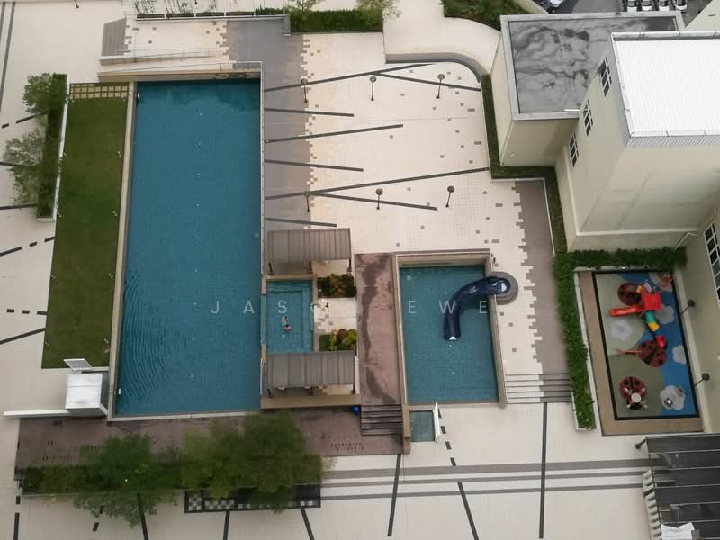 Servis Apartment untuk Disewa di Birch Regency @ Penang Times Square - Jason Ewe - Pool - PropertyGuru.com.my
