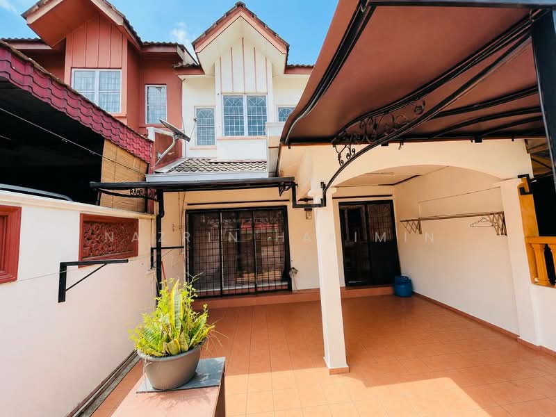 Rumah Teres 2 Tingkat untuk Dijual di Rawang Perdana (Rawang) - Nazrin Hakimin - Exterior - PropertyGuru.com.my