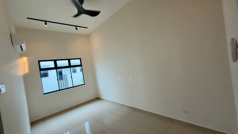 Rumah Teres 2 Tingkat untuk Disewa di Taman Sutera Utama (Skudai) - Li Wei - PropertyGuru.com.my