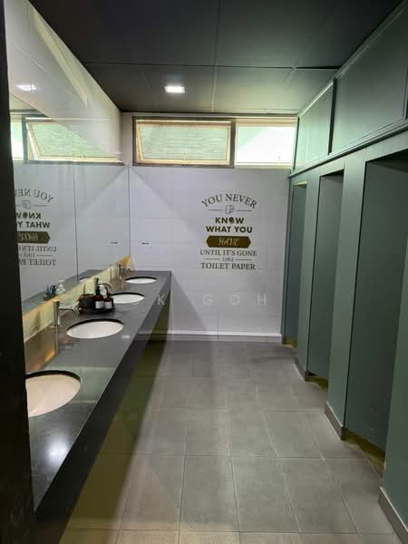Shop for Rent in Air Hitam (Ayer Itam) - CK Goh - Bathroom - PropertyGuru.com.my