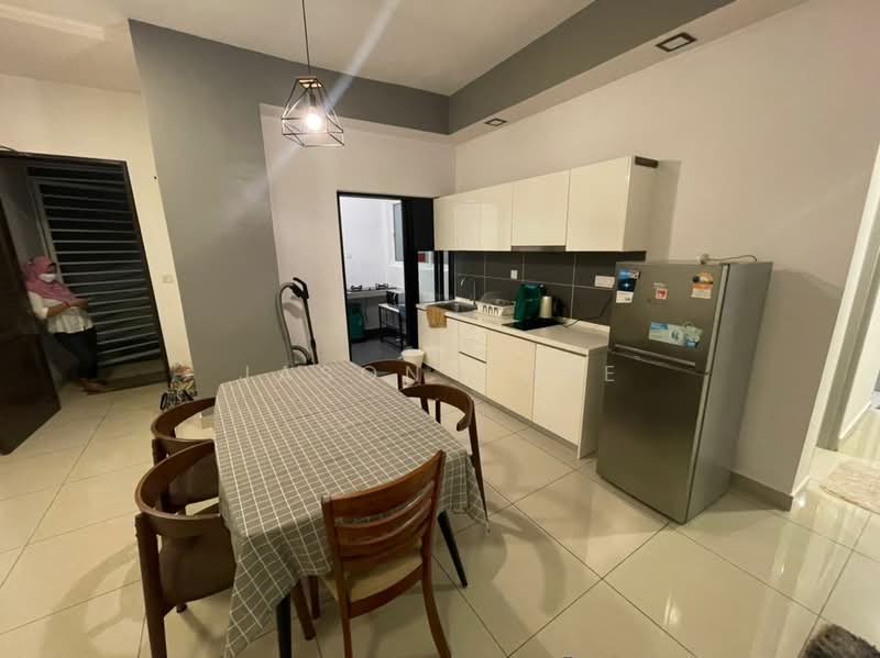 Servis Apartment untuk Disewa di Glomac Centro Service Apartment - Jason Chee - Kitchen - PropertyGuru.com.my