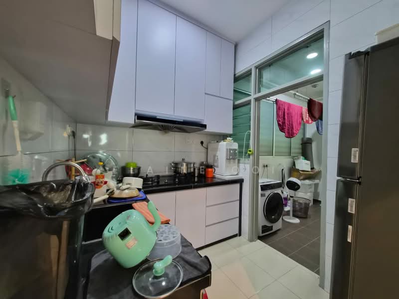 Pangsapuri untuk Dijual di Tanjung Permai De Centro - Elaine Ooi - Kitchen - PropertyGuru.com.my