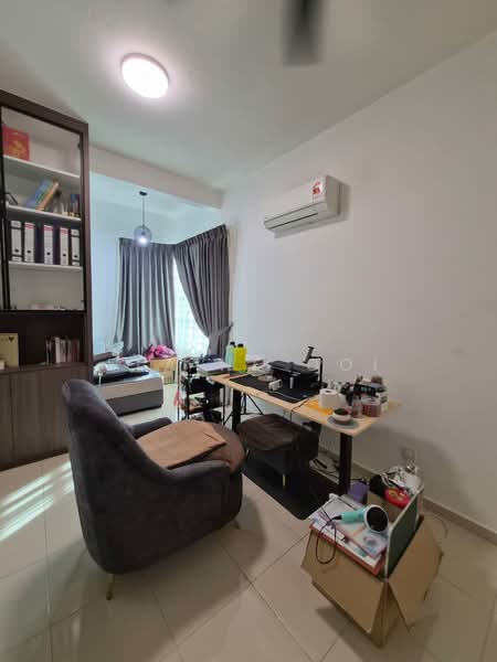 Pangsapuri untuk Dijual di Tanjung Permai De Centro - Elaine Ooi - Study - PropertyGuru.com.my