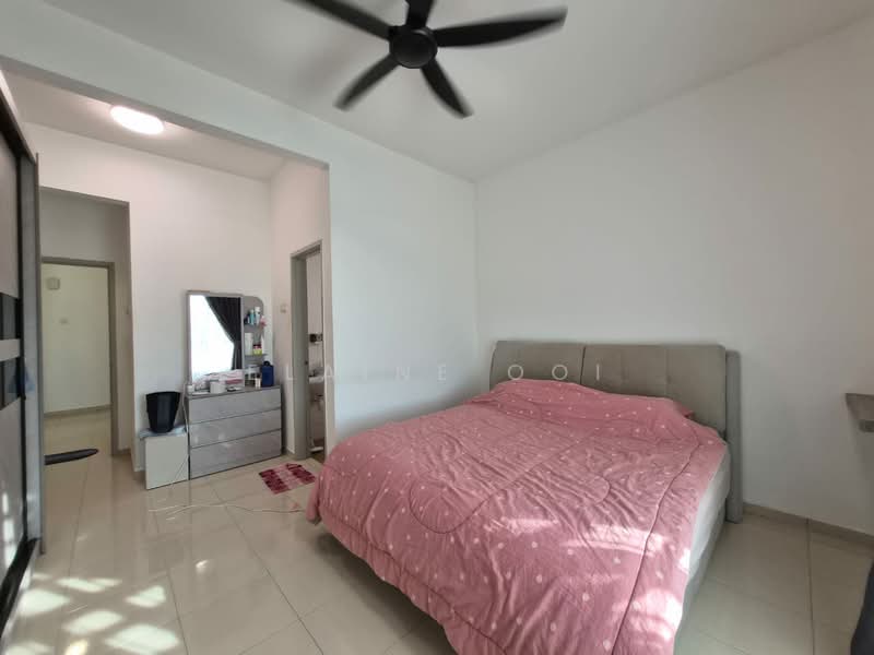 Pangsapuri untuk Dijual di Tanjung Permai De Centro - Elaine Ooi - Bedroom - PropertyGuru.com.my